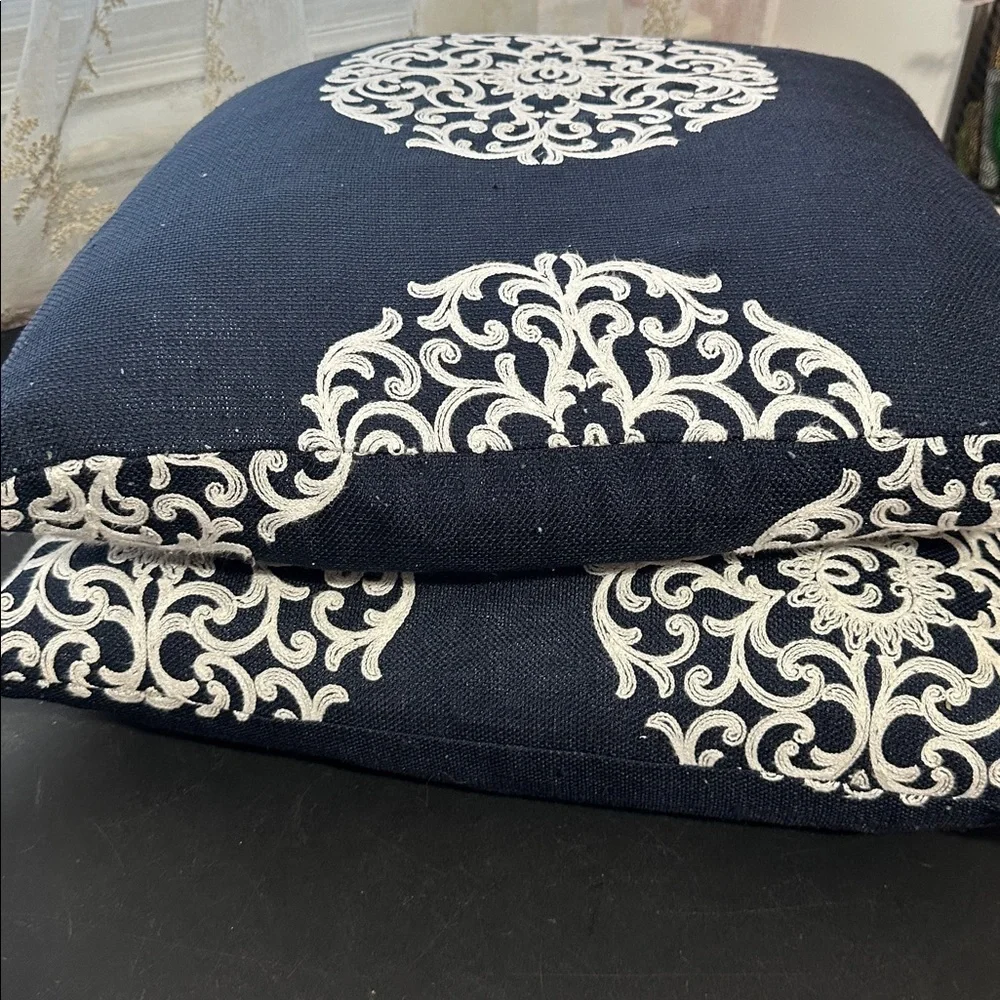 Navy blue white floral design set of 2 decor pillow